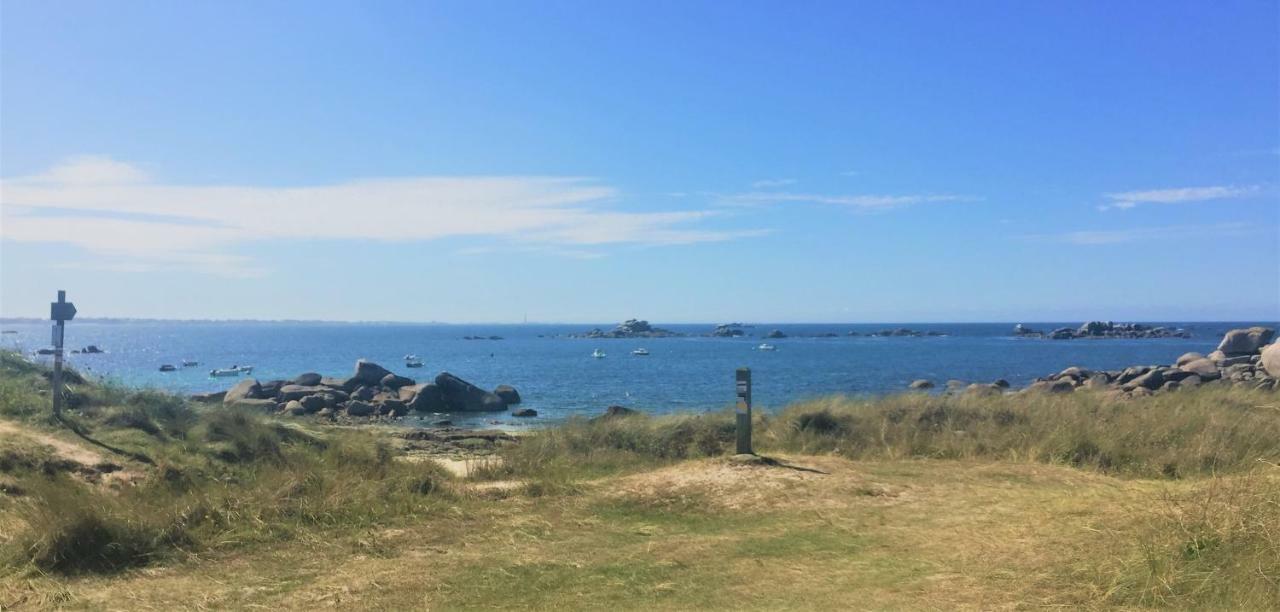 Maison Proche Bord De Mer Guissény Zewnętrze zdjęcie
